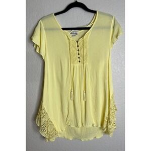 World Unity Womens Size Large Yellow Top Blouse Crochet Tassel Boho Fairy Preppy